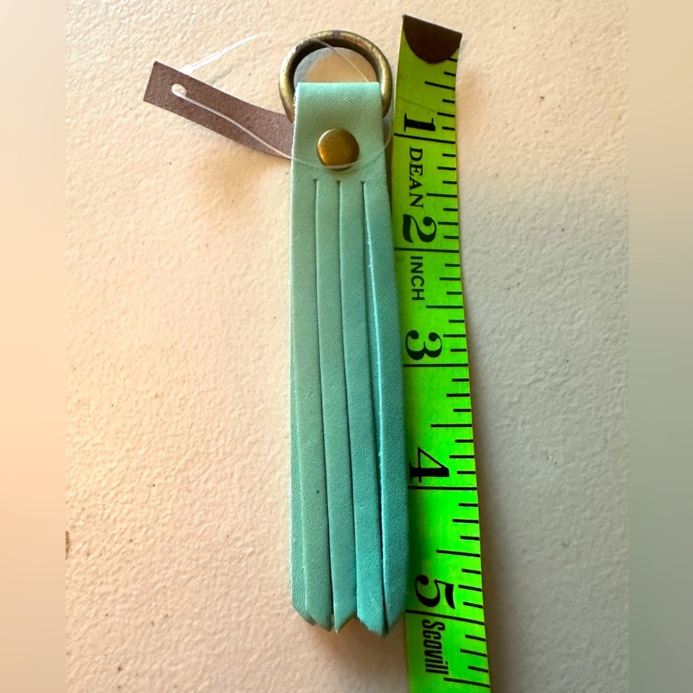 Portland Leather Goods Mint Large Tassel Keychain - Picture 2 of 4